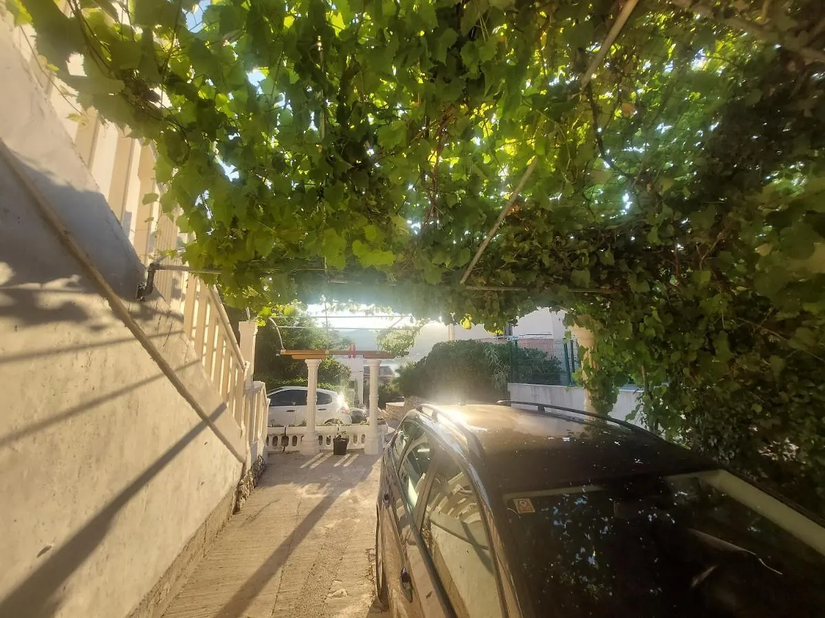 Iva Apartment 50M From See Pag Town 0*,  Hırvatistan